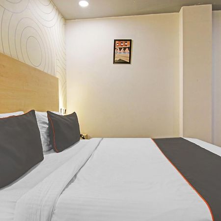 Collection O Slf Mall Sector 30 Hotel Faridabad Exterior foto