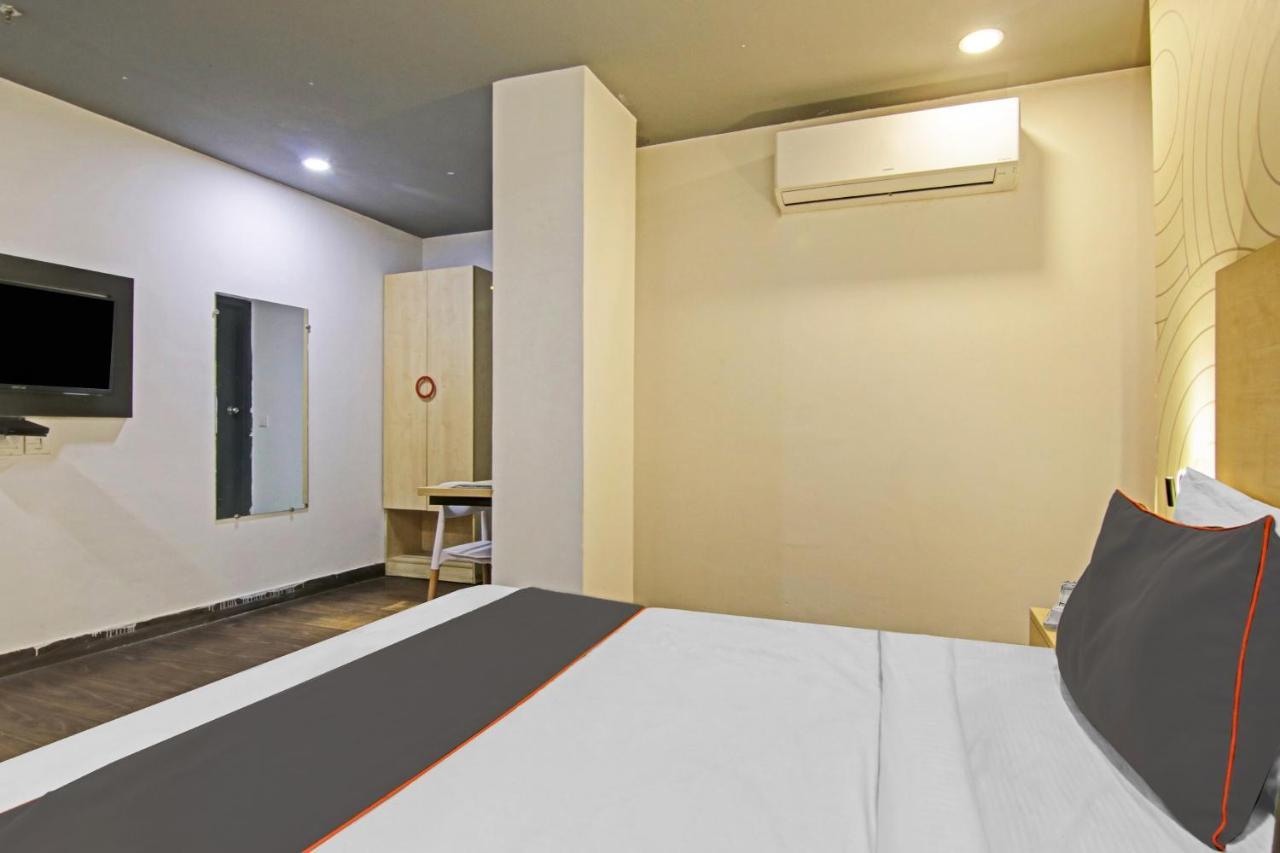Collection O Slf Mall Sector 30 Hotel Faridabad Exterior foto
